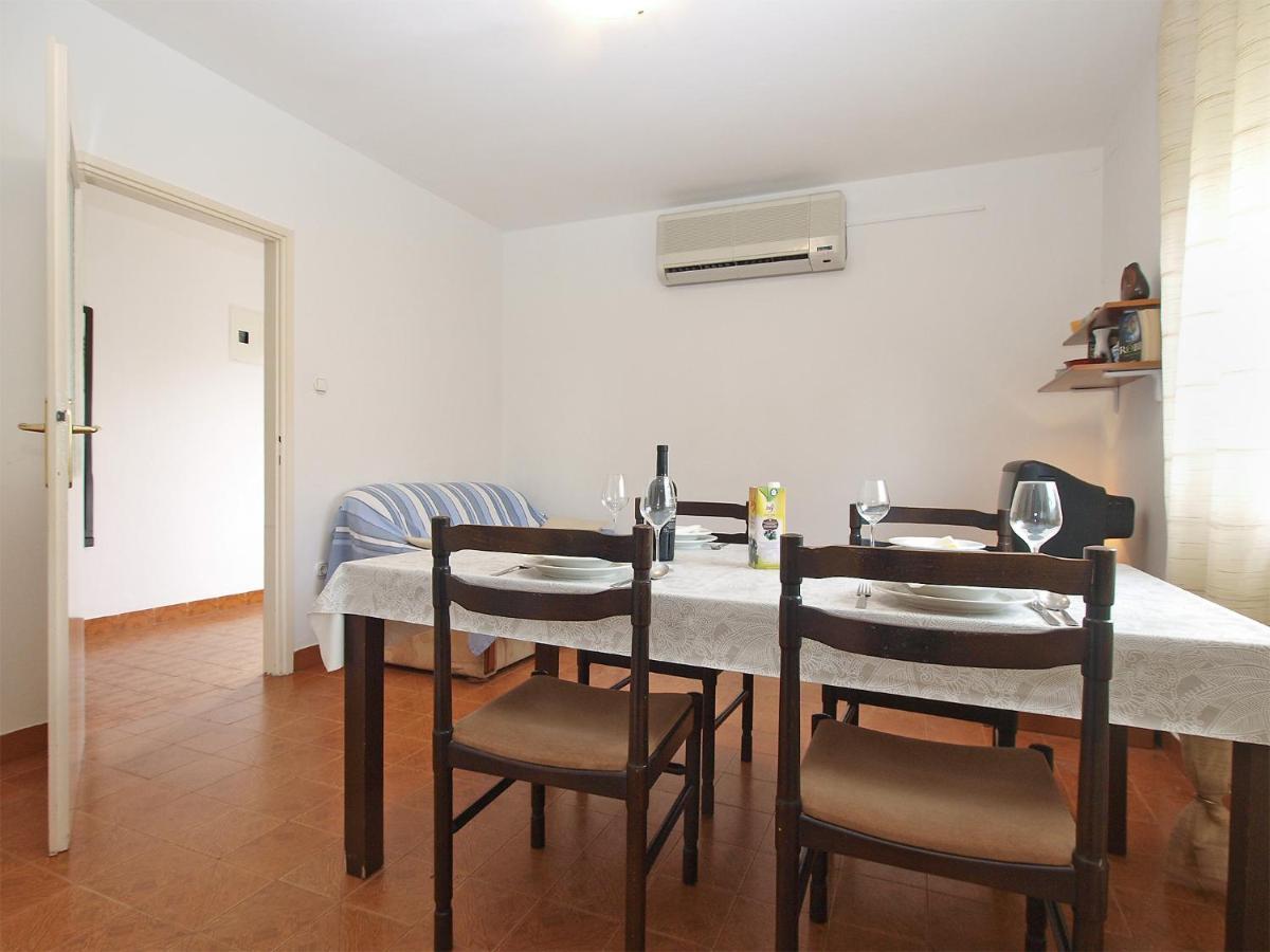 Apartment Slavica 2010 بولا المظهر الخارجي الصورة